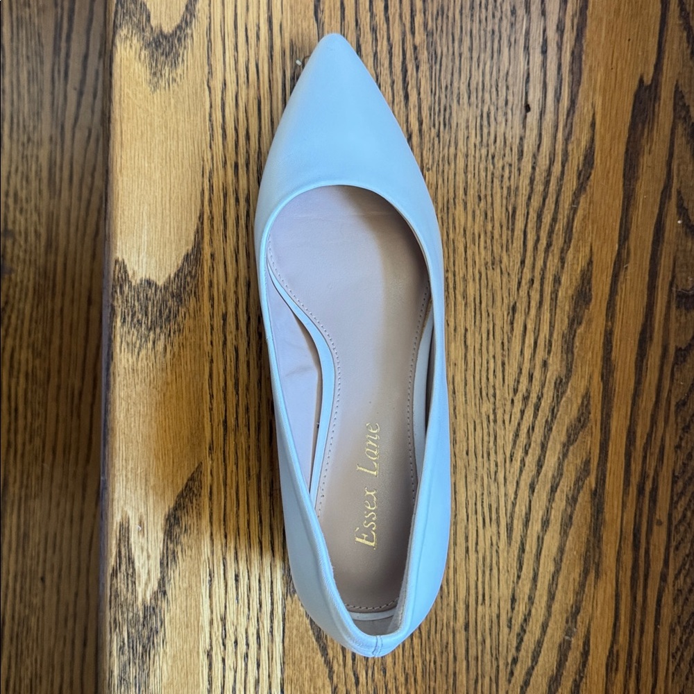 Essex Lane Women's Ivory leather heels - Picture 6 of 6